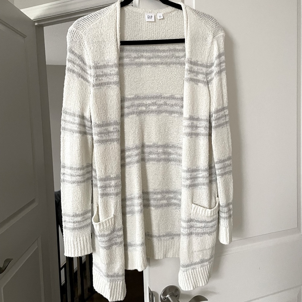 Gap Sweater